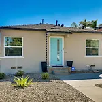 San Diego Cottage With Private Patio 2 Mi To Beach!